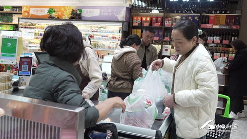 建始商超雙11促銷氛圍濃厚，日用百貨銷售迎來線下消費熱潮